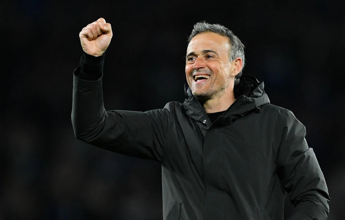 СМИ: ПСЖ хочет подписать пожизненный контракт с Луисом Энрике