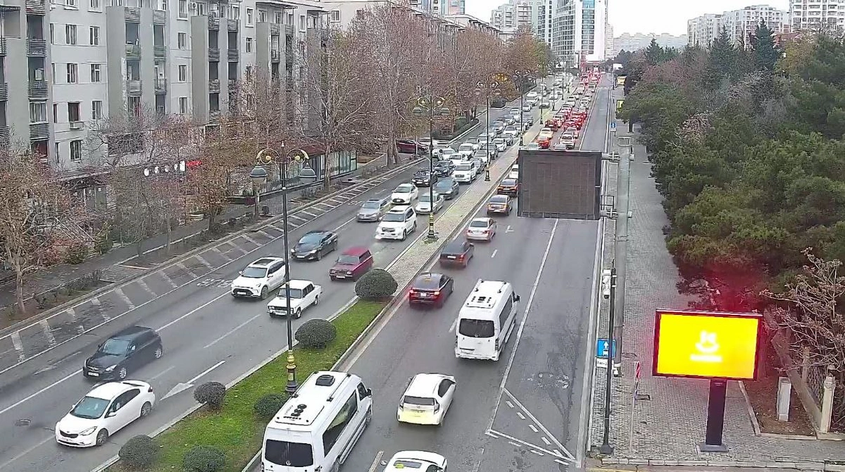 Bakının bu küçələrində sıxlıq var - SİYAHI