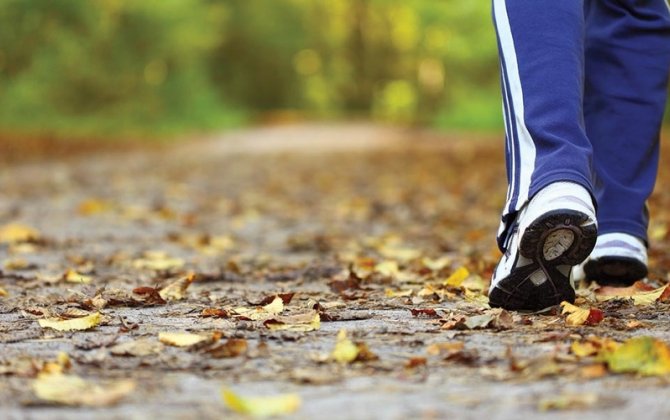 Gün ərzində nə qədər piyada gəzmək lazımdır?