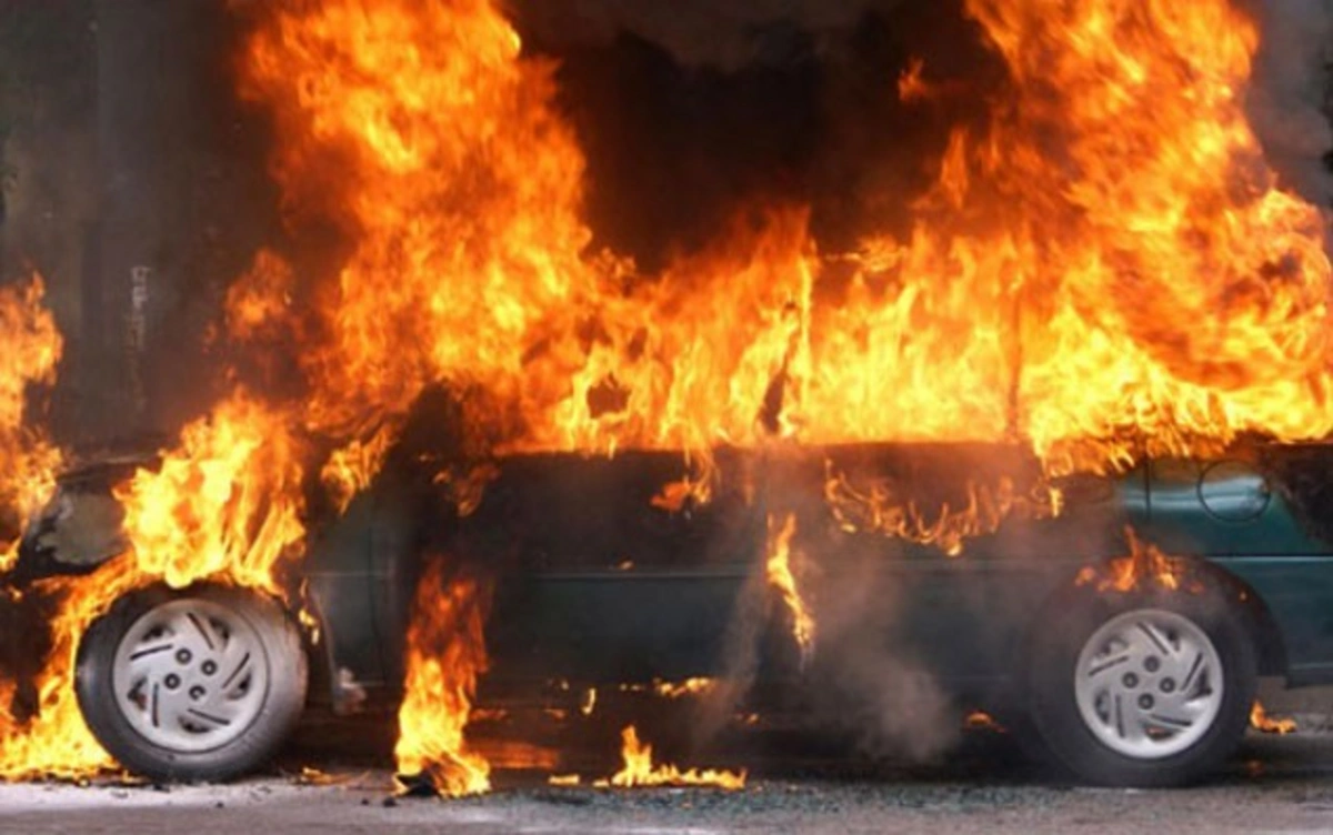 Dəhşətli qəza baş verdi - Sürücü diri-diri yandı - VİDEO