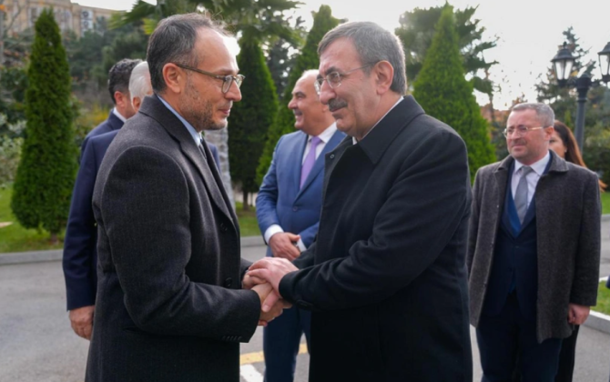 Cevdet Yılmaz Bakıda TÜRKPA Beynəlxalq Katibliyini ziyarət edib