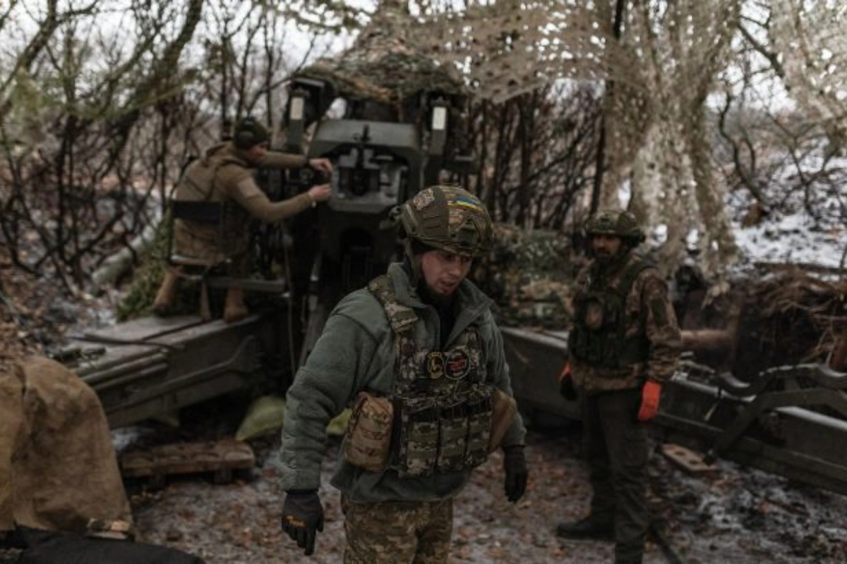 Ukrayna qoşunları Donetskin Seversk şəhərindən çıxıb