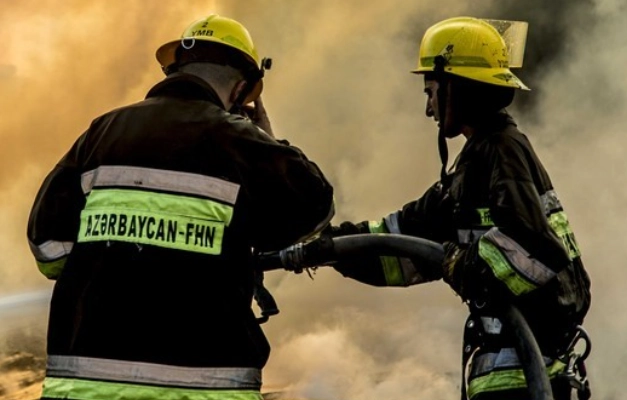 В Хачмазе в результате пожара в жилом доме погиб один человек