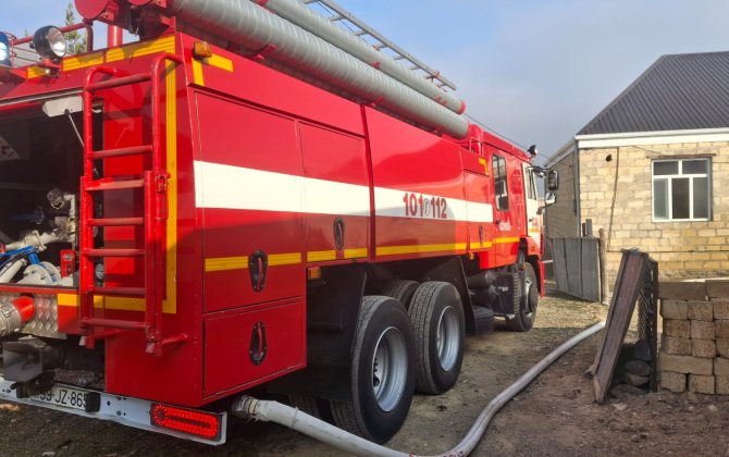 Gəncədə yaşayış evində baş verən yanğın söndürüldü - YENİLƏNİB + FOTO