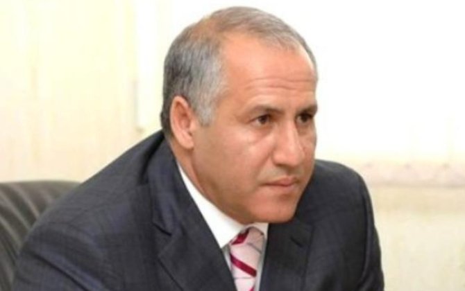 Sabiq nazir külli miqdarda borca düşdü - FOTO