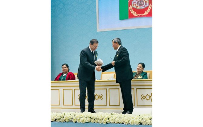 Sərdar Berdiməhəmmədov Azərbaycan səfirini təltif edib - FOTO