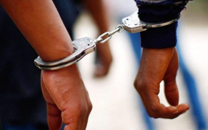 Sumqayıtda sərxoş kişi məktəbdən oğurluq etdi