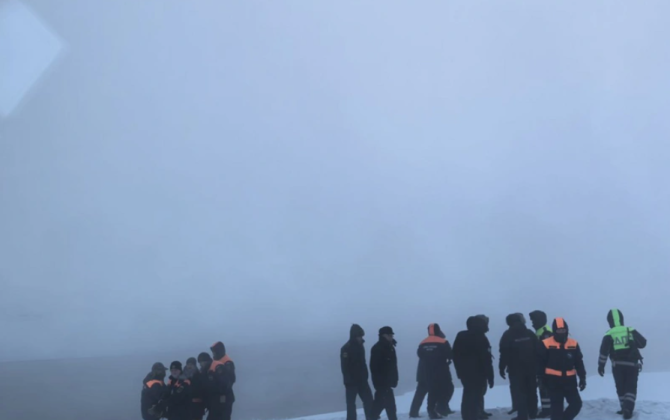 Yakutskda avtomobil buzun altına düşüb, iki nəfər ölüb