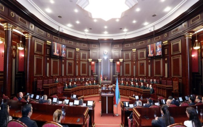 Ali Məhkəmə Plenumunun növbəti iclası keçirilib