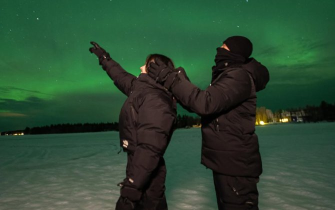 Arda Gülər sevgilisi ilə şimal işıqlarını izlədi - FOTOLAR