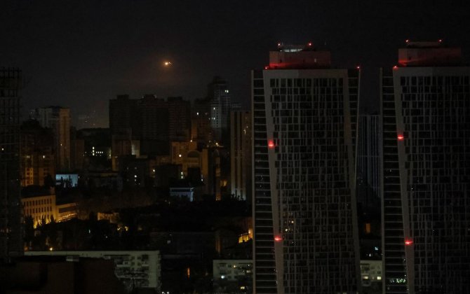 Киев погрузился во тьму