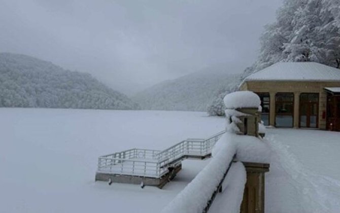 Высота снега в Ордубаде достигла 35 см