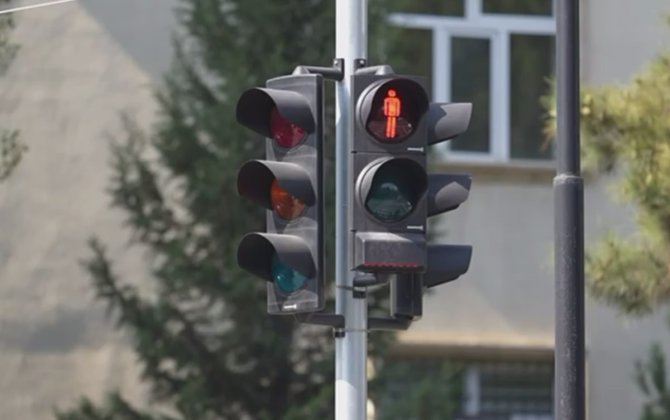 Bu ərazidə yeni svetoforlar quraşdırıldı – Həmişə qəza şəraiti YARANIRDI