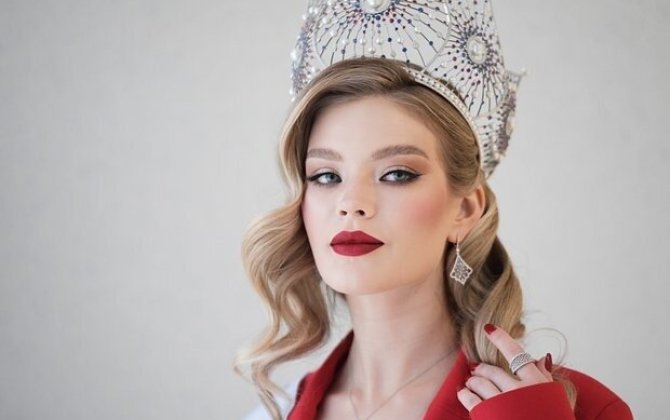 Rusiya gözəlinin başına iş gəldi: Bu adada oğurladılar və...