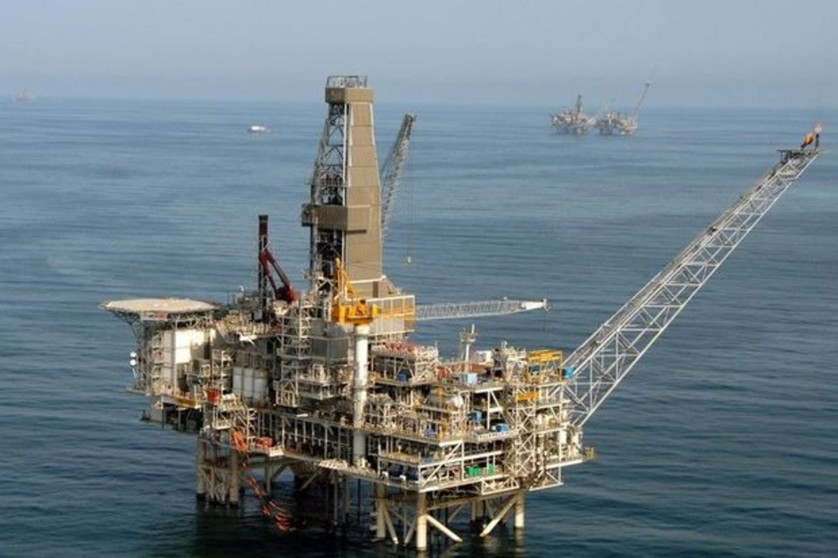 С платформы 