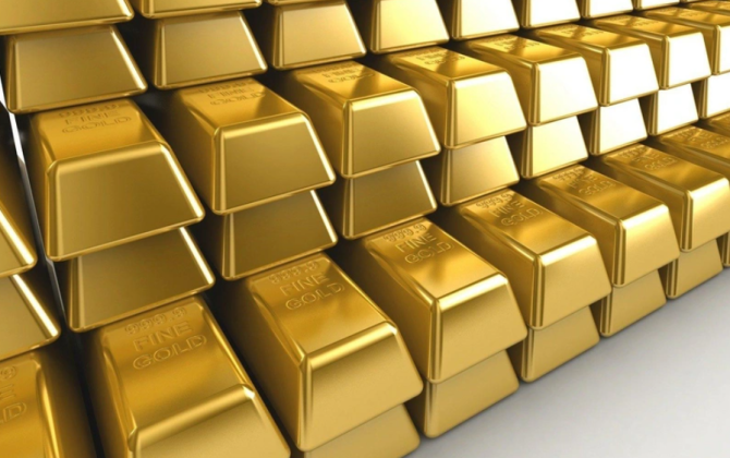 Qızılın qiyməti aşağı düşüb