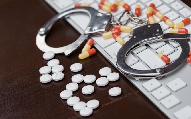 В Азербайджане арестована женщина за пропаганду наркотиков в соцсети