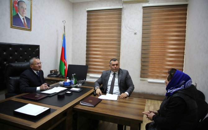 Rövşən Rzayev vətəndaşların növbəti qəbulunu keçirib - FOTOLAR