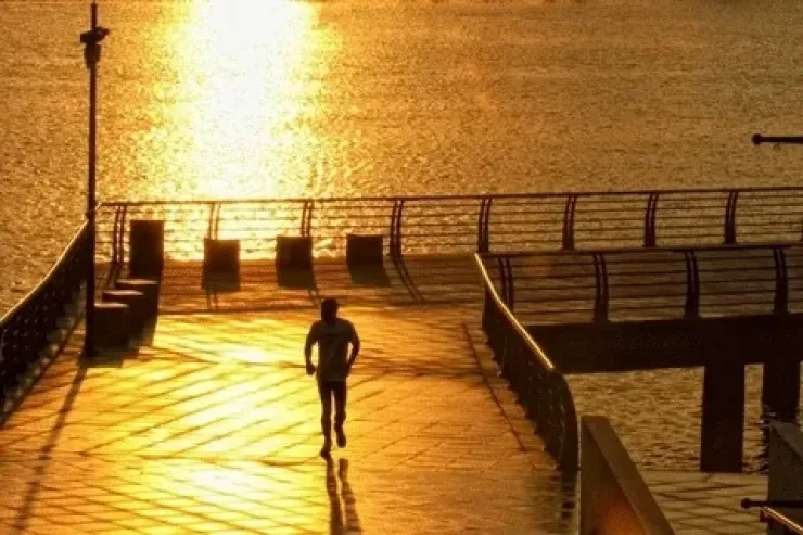 Ürək sağlamlığı üçün uzun gəzinti daha faydalıdır - TƏDQİQAT