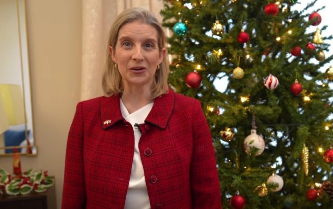 Amerikalı diplomat Azərbaycan dilində müraciət etdi - VİDEO