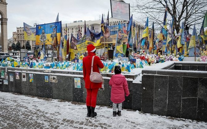 В преддверии Нового года массово закрылись парки в центре Лондона