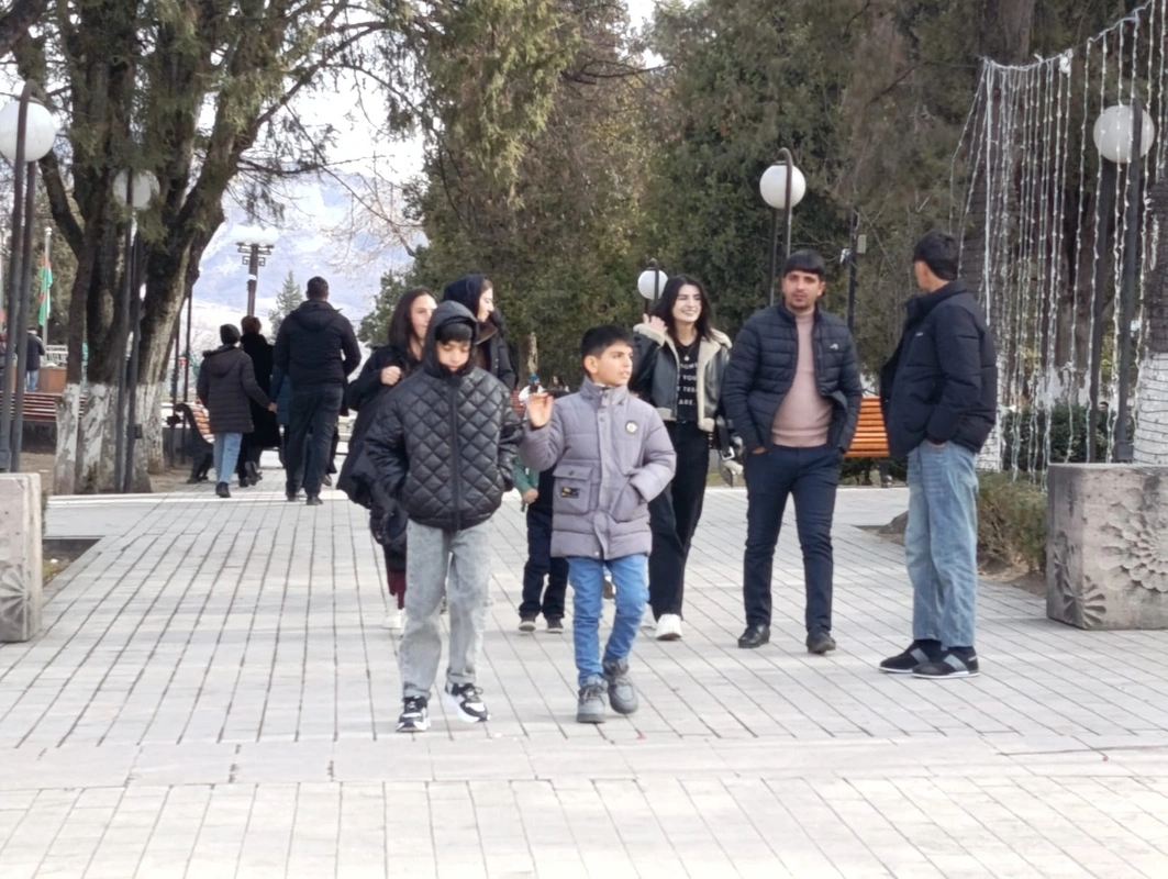 Xankəndiyə gedən turistlətin sayı artıb - VİDEO