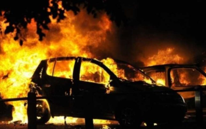 BFMTV: Во Франции в новогоднюю ночь сгорели больше 800 машин