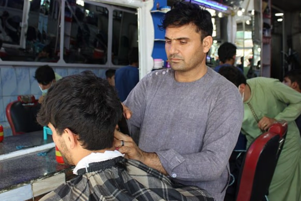 Əfqanıstanda saqqal qırxan bərbərlər həbs ediləcəklər