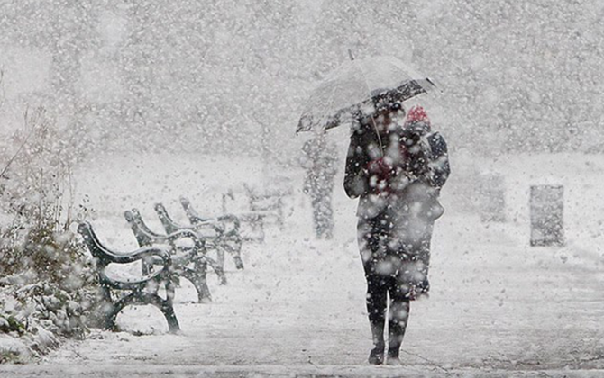 Bakıya sulu qar, rayonlara qar yağır - FAKTİKİ HAVA