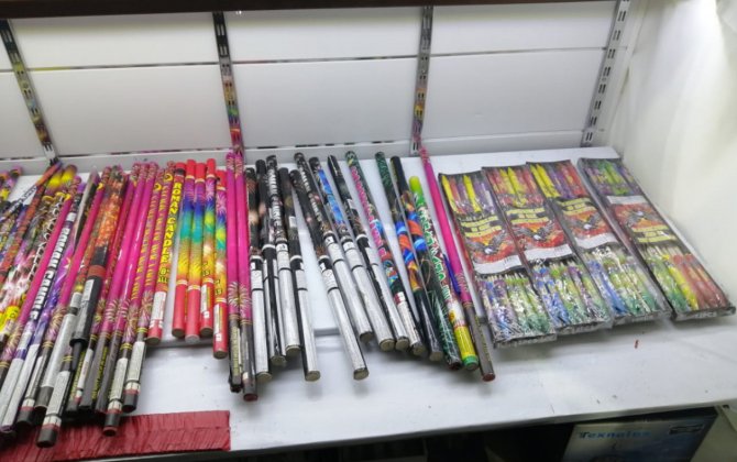 Pirotexniki vasitələr satan 26 nəfər saxlanılıb