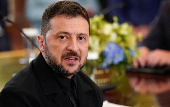 Zelenski Ukrayna Ordusunda dəyişiklikləri elan edib