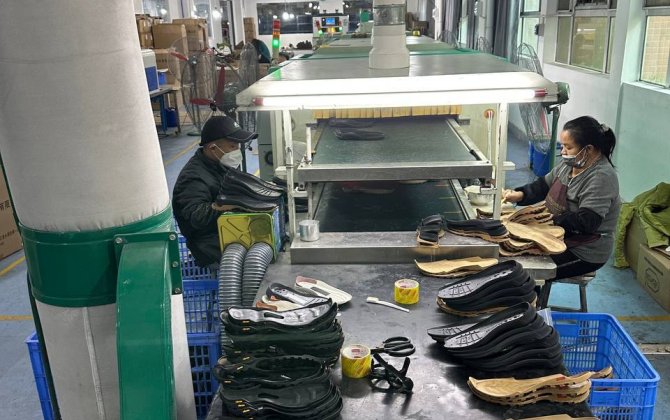 В Азербайджане производство обуви выросло более чем на 2%