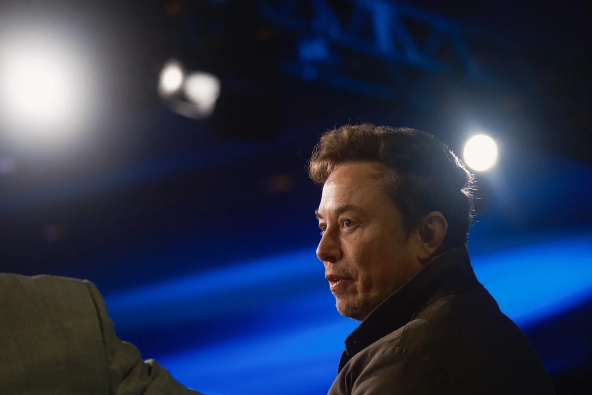 İlon Mask Somalinin BMT-dəki daimi nümayəndəsinin həbs olunmasına çağırıb