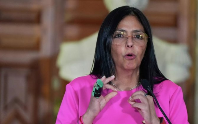 Hazırda Venesuelaya o RƏHBƏRLİK EDİR: Delsi Rodrigez KİMDİR... - DOSYE