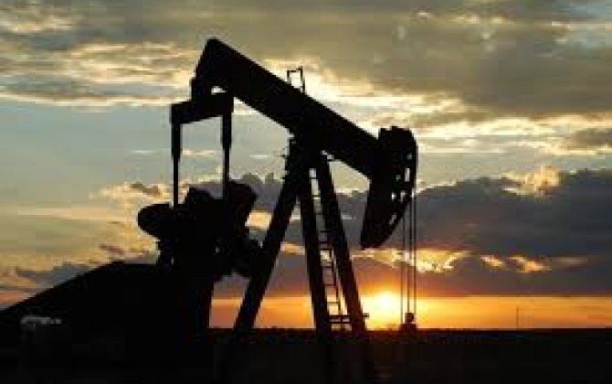 США оставляют в силе эмбарго на венесуэльскую нефть