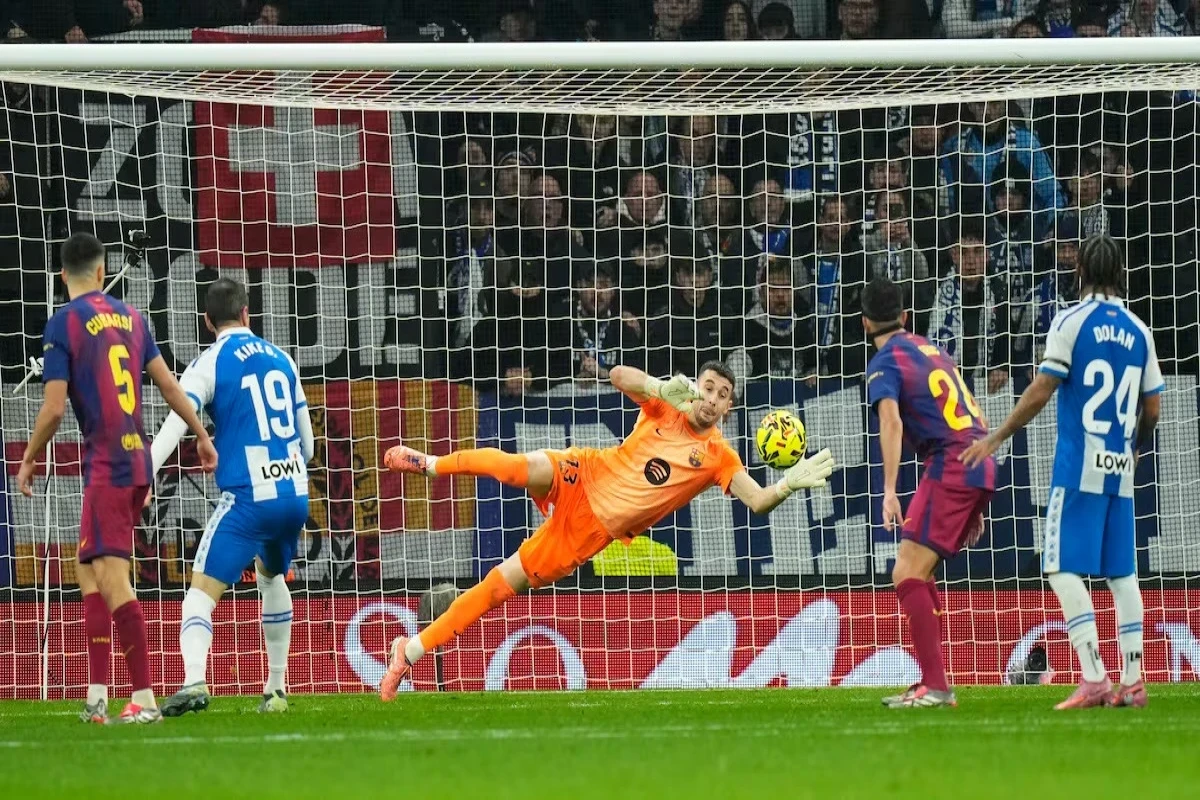 La Liqa: Lider “Barselona” turu qələbə ilə başa vurub