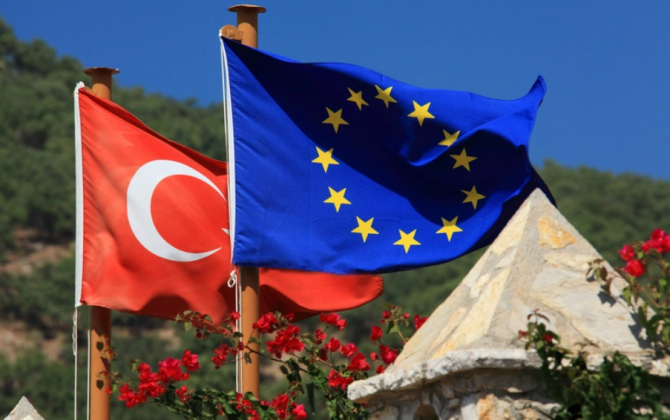 Portuqaliyada Türkiyənin Aİ-nin sənaye strategiyasına daxil edilməsi müzakirə olunacaq