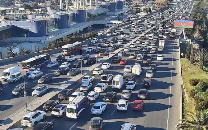 Bakıda sıxlıq müşahidə olunan yollar açıqlanıb