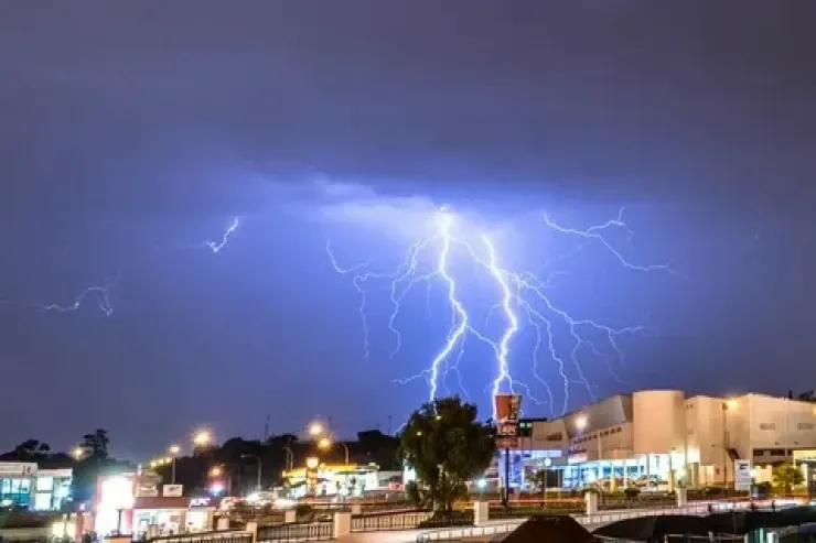 CAR-da ildırım vurması nəticəsində iki nəfər öldü, 150-yə yaxın yaralı var