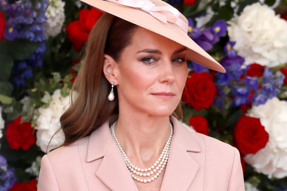 СМИ: В королевской семье Великобритании зреет конфликт-ФОТО