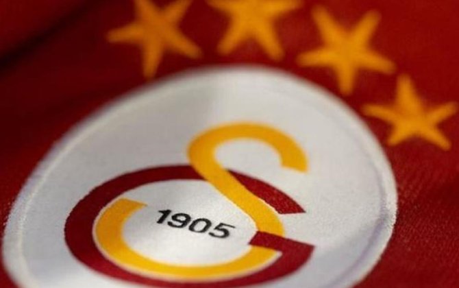 “Qalatasaray” iki futbolçusu ilə yollarını ayırdı