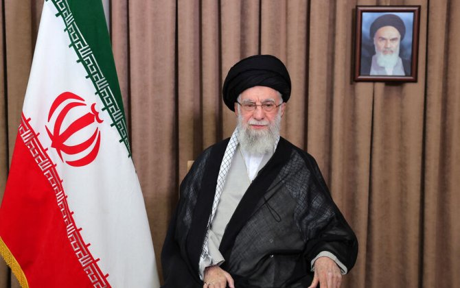 Хаменеи планирует бежать в Москву, пишут СМИ