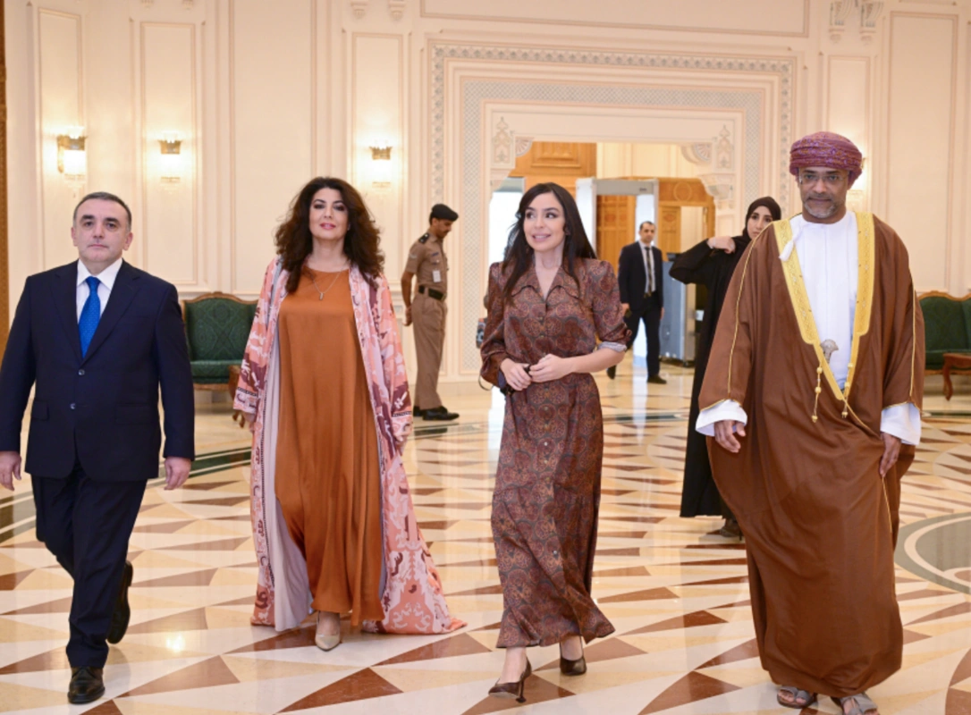 Heydər Əliyev Fondunun vitse-prezidenti Leyla Əliyeva Omanda səfərdədir - FOTO