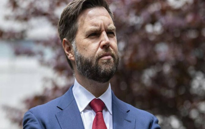 ABŞ vitse-prezidentinin Ohayo ştatındakı evinin pəncərələri sındırılıb