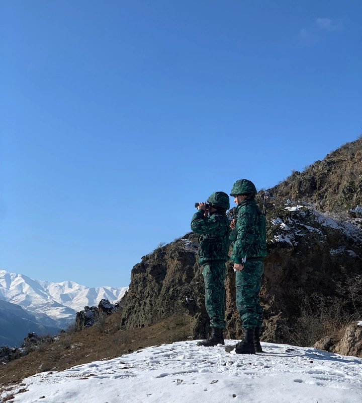Dekabrda 579 nəfərin ölkəni tərk etməsinin qarşısı alınıb
