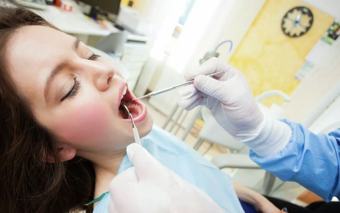 Azərbaycanda 74 stomatoloqun qanunsuz fəaliyyəti aşkarlanıb