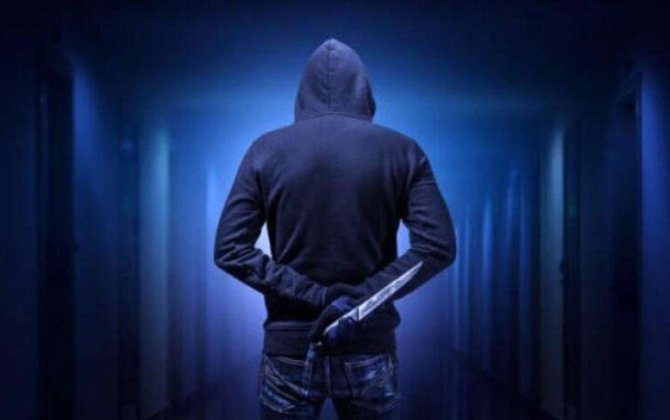 Namaz vaxtı qız üstündə dava edənlərə hökm oxundu - TƏFƏRRÜAT