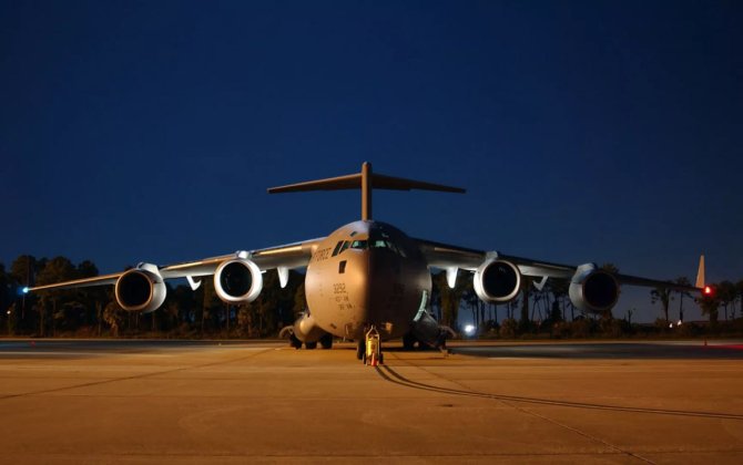 США перебрасывают военные самолеты на Ближний Восток из-за Ирана