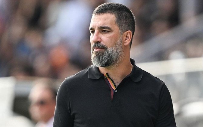 Arda Turan ona yarım kilo qızıl HƏDİYYƏ ETDİ - FOTOLAR