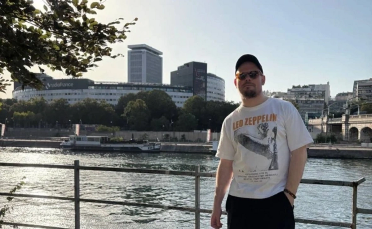 Rusiyalı jurnalist Parisdə müəmmalı şəkildə ölüb